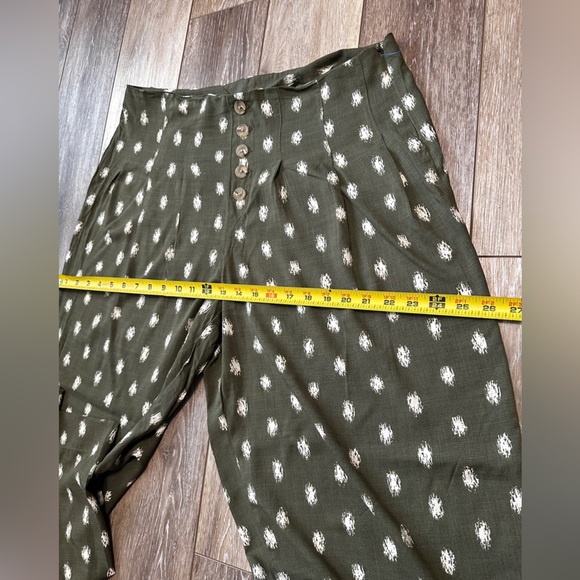 🛍️NWT Wide leg olive green with white elastic waist comfy pants Size 14 - Picture 4 of 11